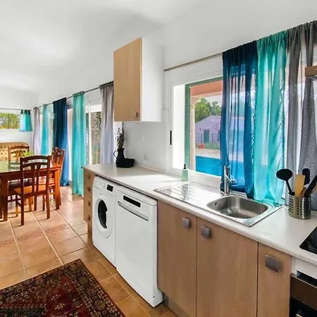 Prázdninový dům Tiny House With Pool In By Hostlovers Pinhal Novo